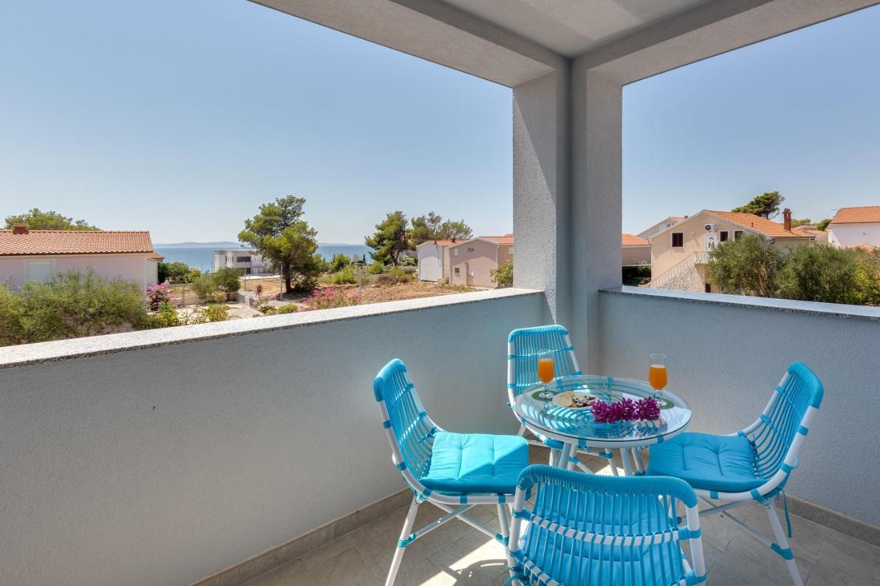 Apartmani Kastelina Vir Esterno foto