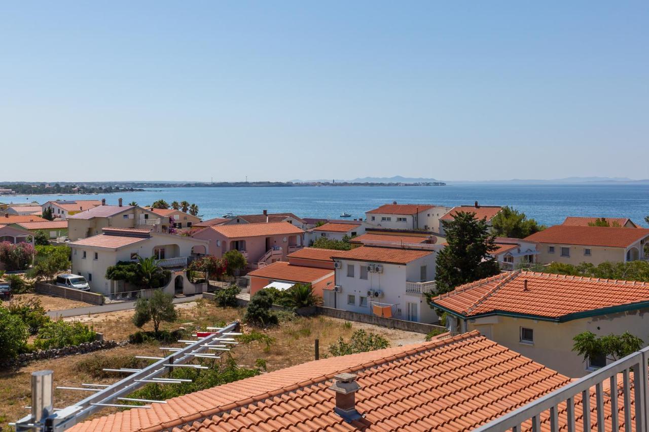 Apartmani Kastelina Vir Esterno foto
