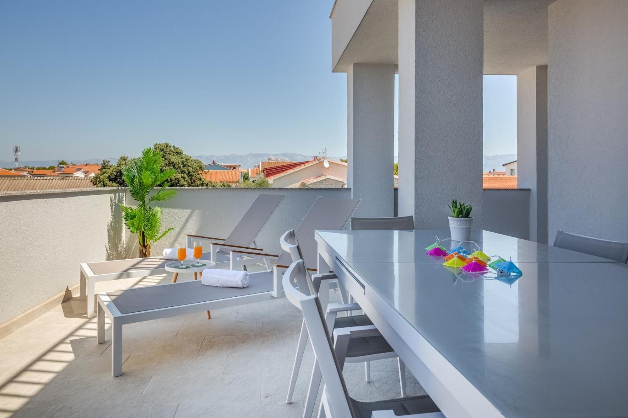 Apartmani Kastelina Vir Esterno foto